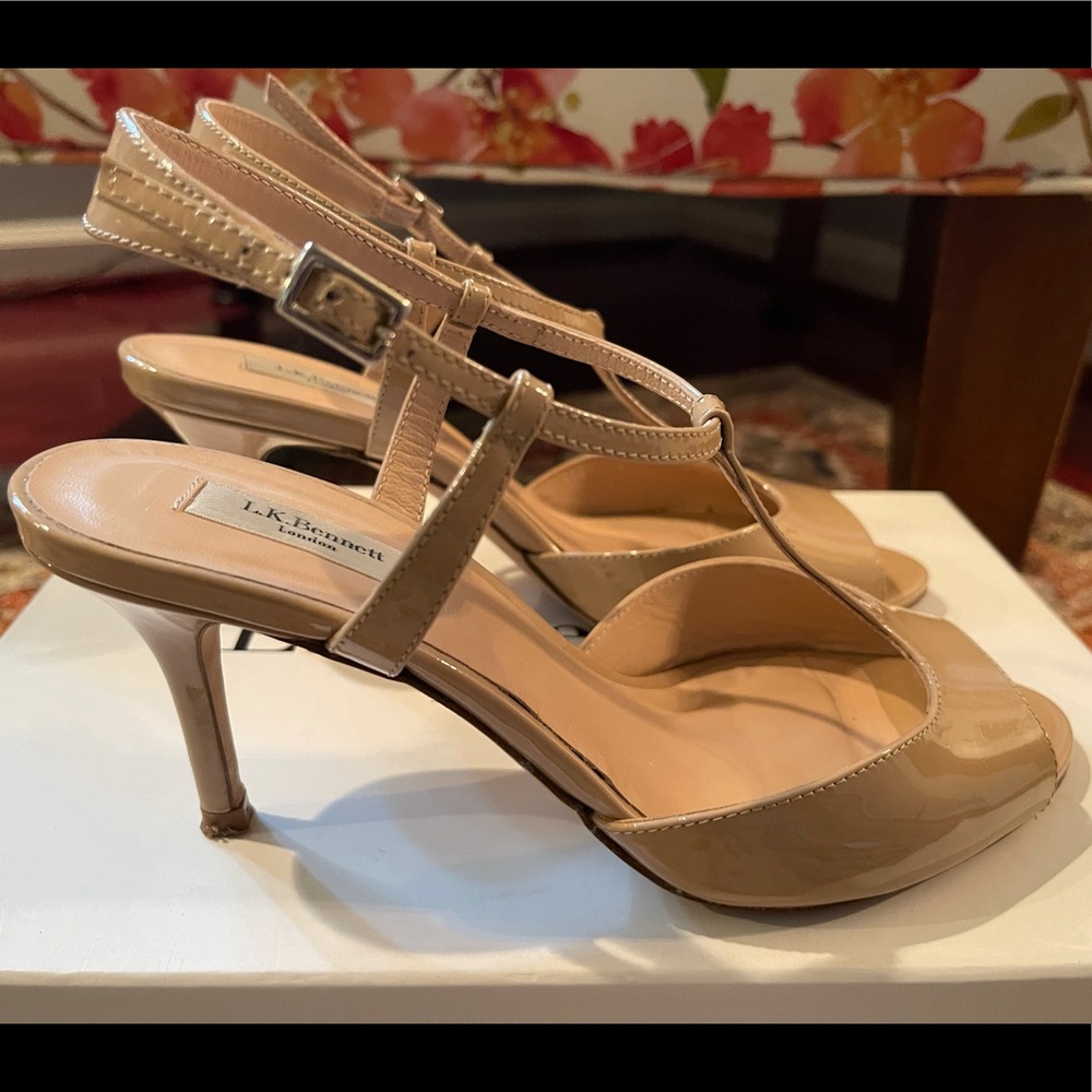 LK Bennett Quinn tan/ nude sandals